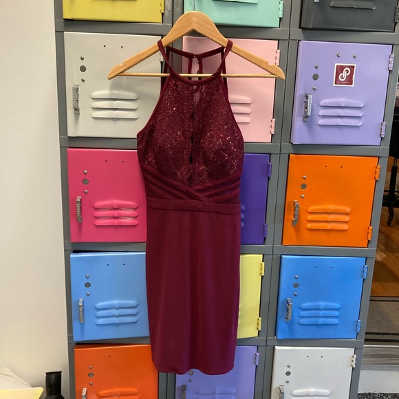 Mogan and Co Dresses & Skirts - Morgan and Co. Dress, Size 5, FREE WITH PURCHASE